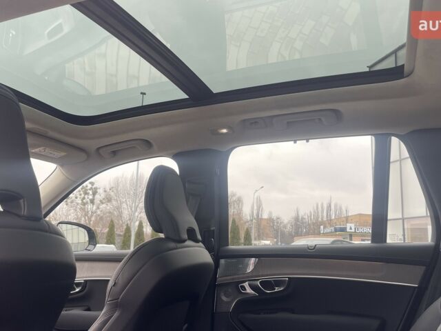 Вольво ХС90, объемом двигателя 1.97 л и пробегом 0 тыс. км за 103113 $, фото 24 на Automoto.ua