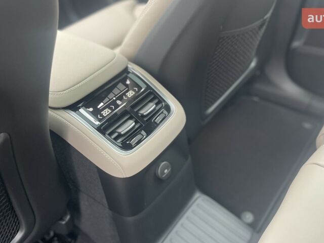 Вольво ХС90, объемом двигателя 1.97 л и пробегом 0 тыс. км за 103113 $, фото 25 на Automoto.ua