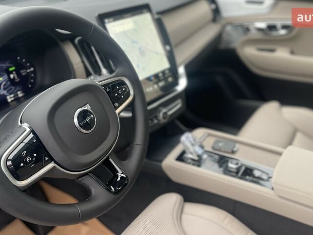 Вольво ХС90, объемом двигателя 1.97 л и пробегом 0 тыс. км за 103113 $, фото 20 на Automoto.ua