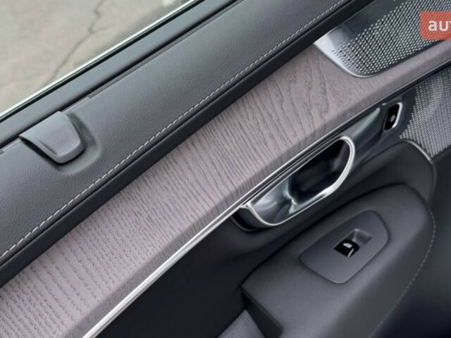 Вольво ХС90 2025 в Полтаве на Automoto.ua Вольво ХС90, объемом двигателя 1.97 л и пробегом 0 тыс. км за 102247 $, фото 10 на Automoto.ua