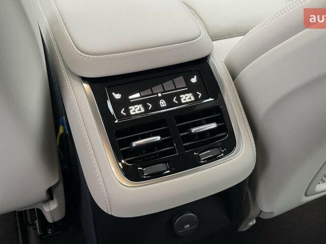 Вольво ХС90, об'ємом двигуна 1.97 л та пробігом 0 тис. км за 93353 $, фото 29 на Automoto.ua