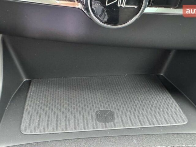 Вольво ХС90 2025 в Полтаве на Automoto.ua Вольво ХС90, объемом двигателя 1.97 л и пробегом 0 тыс. км за 102247 $, фото 23 на Automoto.ua