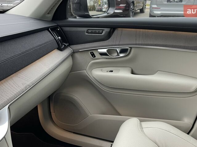 Вольво ХС90, об'ємом двигуна 1.97 л та пробігом 0 тис. км за 93353 $, фото 19 на Automoto.ua