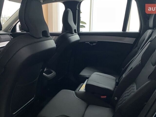 Вольво ХС90 2025 року купити нове авто Вольво ХС90 2025 року від офіційного дилера Автоцентр AUTO.RIA Вольво фото