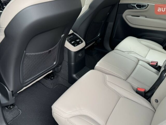 Вольво ХС90, объемом двигателя 1.97 л и пробегом 0 тыс. км за 91839 $, фото 30 на Automoto.ua