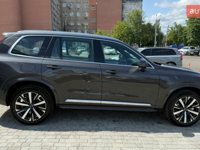 Вольво ХС90, объемом двигателя 1.97 л и пробегом 0 тыс. км за 66699 $, фото 3 на Automoto.ua