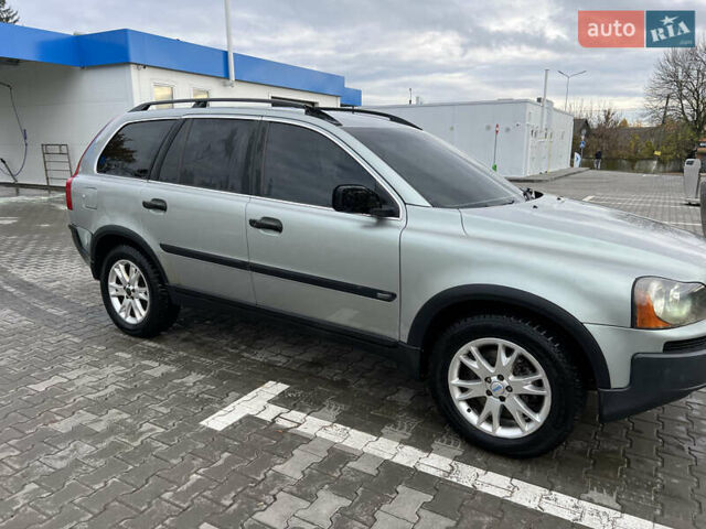 Серый Вольво ХС90, объемом двигателя 2.4 л и пробегом 250 тыс. км за 4200 $, фото 2 на Automoto.ua