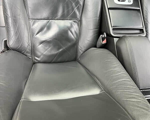 Серый Вольво ХС90, объемом двигателя 2.4 л и пробегом 250 тыс. км за 4200 $, фото 15 на Automoto.ua