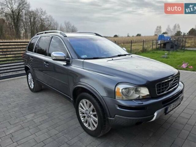 Серый Вольво ХС90, объемом двигателя 2.4 л и пробегом 273 тыс. км за 2650 $, фото 1 на Automoto.ua