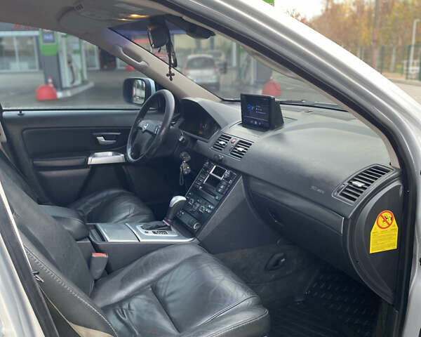 Вольво ХС90 2003 в Житомире на Automoto.ua Серый Вольво ХС90, объемом двигателя 2.4 л и пробегом 170 тыс. км за 9200 $, фото 15 на Automoto.ua