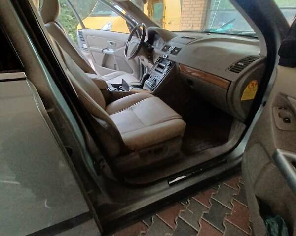 Сірий Вольво ХС90, об'ємом двигуна 2.2 л та пробігом 267 тис. км за 8900 $, фото 11 на Automoto.ua