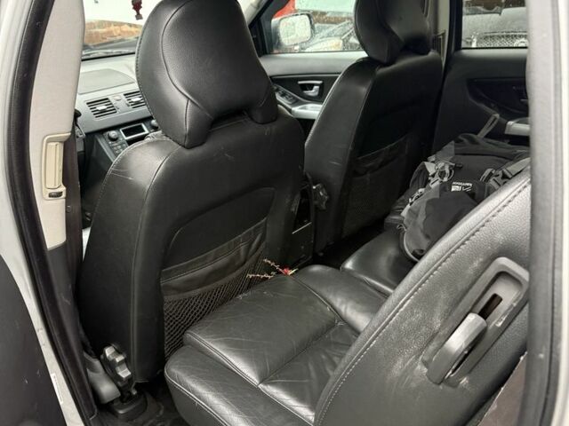 Сірий Вольво ХС90, об'ємом двигуна 2.4 л та пробігом 185 тис. км за 2900 $, фото 13 на Automoto.ua