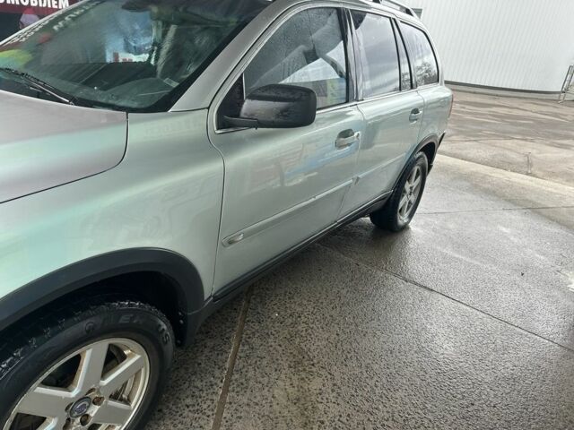 Серый Вольво ХС90, объемом двигателя 2.4 л и пробегом 351 тыс. км за 5100 $, фото 2 на Automoto.ua