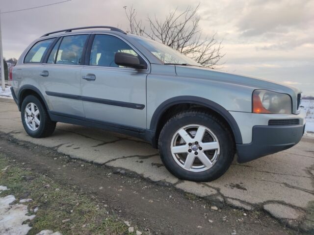 Серый Вольво ХС90, объемом двигателя 2.4 л и пробегом 195 тыс. км за 3800 $, фото 3 на Automoto.ua