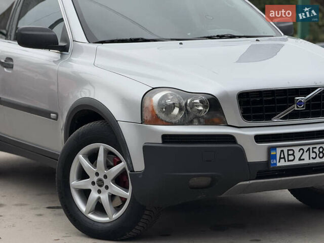 Серый Вольво ХС90, объемом двигателя 2.4 л и пробегом 280 тыс. км за 7200 $, фото 5 на Automoto.ua