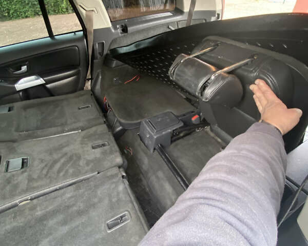 Вольво ХС90 2003 в Житомире на Automoto.ua Серый Вольво ХС90, объемом двигателя 2.4 л и пробегом 170 тыс. км за 9200 $, фото 18 на Automoto.ua