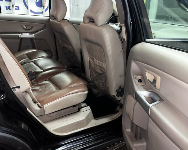 Сірий Вольво ХС90, об'ємом двигуна 0 л та пробігом 240 тис. км за 9000 $, фото 17 на Automoto.ua