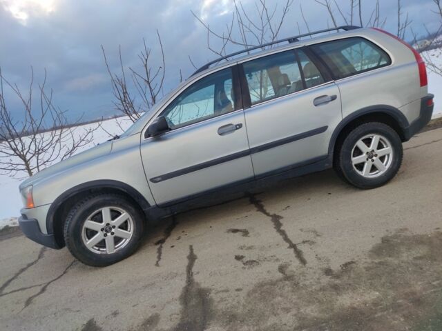 Серый Вольво ХС90, объемом двигателя 2.4 л и пробегом 195 тыс. км за 3800 $, фото 2 на Automoto.ua