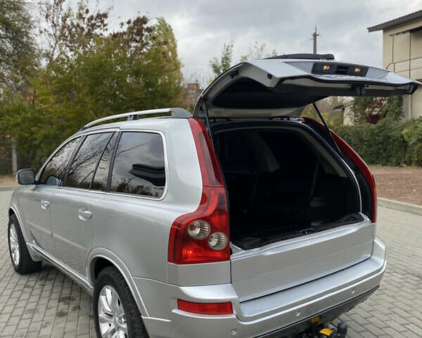 Вольво ХС90 2003 в Житомире на Automoto.ua Серый Вольво ХС90, объемом двигателя 2.4 л и пробегом 170 тыс. км за 9200 $, фото 21 на Automoto.ua