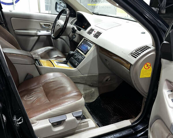 Сірий Вольво ХС90, об'ємом двигуна 0 л та пробігом 240 тис. км за 9000 $, фото 16 на Automoto.ua