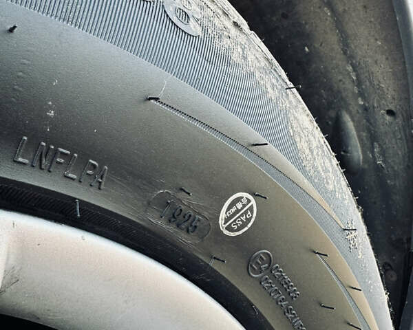 Вольво ХС90 2004 в Луцке на Automoto.ua Серый Вольво ХС90, объемом двигателя 2.4 л и пробегом 245 тыс. км за 9990 $, фото 9 на Automoto.ua