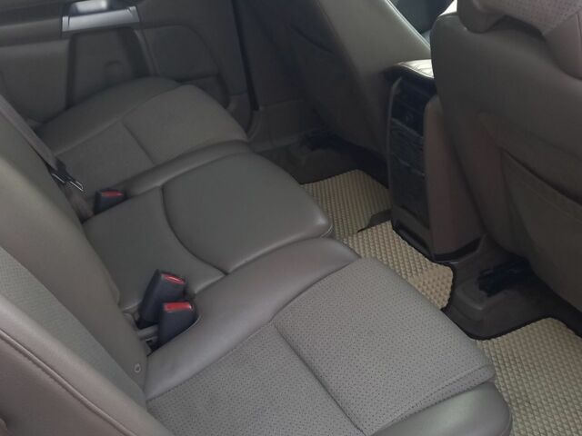 Серый Вольво ХС90, объемом двигателя 2.4 л и пробегом 417 тыс. км за 10500 $, фото 8 на Automoto.ua