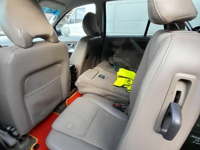 Серый Вольво ХС90, объемом двигателя 2.4 л и пробегом 385 тыс. км за 7000 $, фото 5 на Automoto.ua