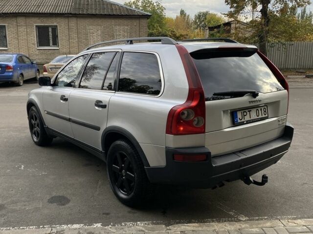 Сірий Вольво ХС90, об'ємом двигуна 2.4 л та пробігом 400 тис. км за 5800 $, фото 3 на Automoto.ua