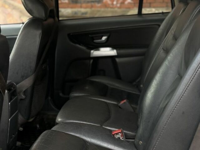 Сірий Вольво ХС90, об'ємом двигуна 2.4 л та пробігом 245 тис. км за 5900 $, фото 13 на Automoto.ua