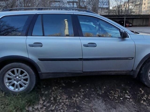 Серый Вольво ХС90, объемом двигателя 2.4 л и пробегом 385 тыс. км за 7000 $, фото 2 на Automoto.ua