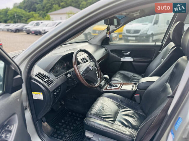 Сірий Вольво ХС90, об'ємом двигуна 2.4 л та пробігом 185 тис. км за 9200 $, фото 23 на Automoto.ua