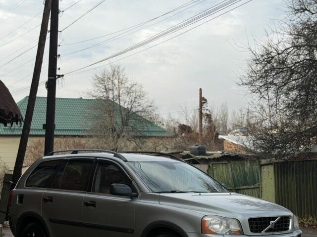 Сірий Вольво ХС90, об'ємом двигуна 2.4 л та пробігом 245 тис. км за 5900 $, фото 4 на Automoto.ua