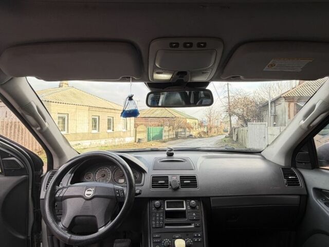 Сірий Вольво ХС90, об'ємом двигуна 2.4 л та пробігом 245 тис. км за 5900 $, фото 8 на Automoto.ua