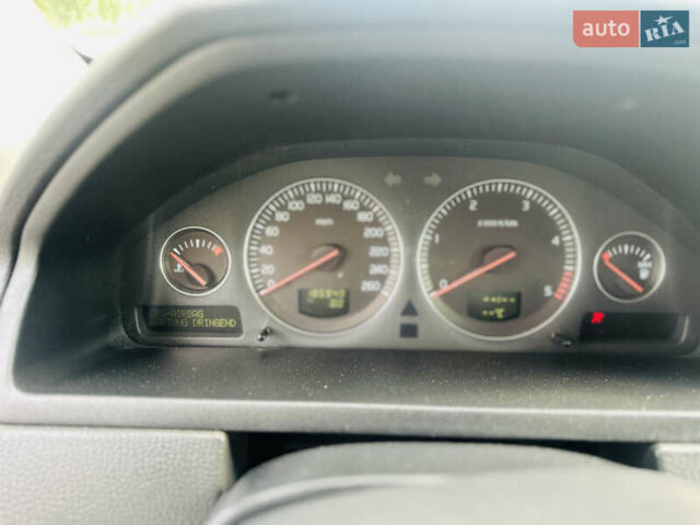 Сірий Вольво ХС90, об'ємом двигуна 2.4 л та пробігом 185 тис. км за 9200 $, фото 26 на Automoto.ua