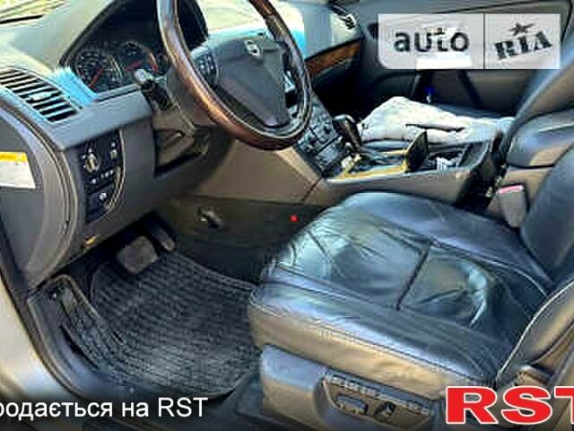 Серый Вольво ХС90, объемом двигателя 2.9 л и пробегом 315 тыс. км за 4999 $, фото 1 на Automoto.ua