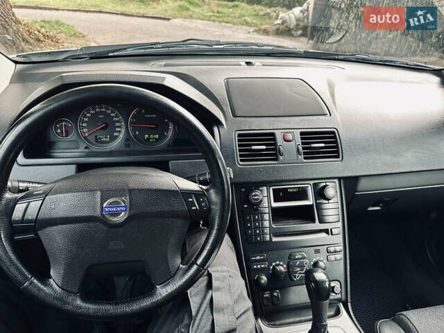 Вольво ХС90 2004 в Луцке на Automoto.ua Серый Вольво ХС90, объемом двигателя 2.4 л и пробегом 245 тыс. км за 9990 $, фото 19 на Automoto.ua