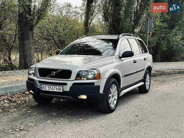 Вольво ХС90 2004 в Луцке на Automoto.ua Серый Вольво ХС90, объемом двигателя 2.4 л и пробегом 245 тыс. км за 9990 $, фото 1 на Automoto.ua