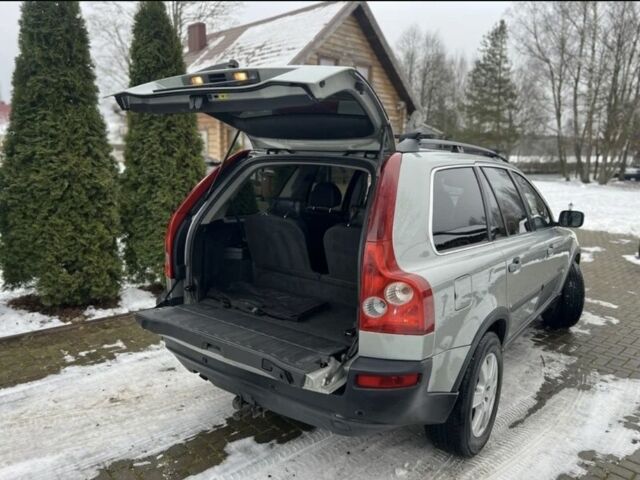 Серый Вольво ХС90, объемом двигателя 2.4 л и пробегом 249 тыс. км за 2610 $, фото 5 на Automoto.ua