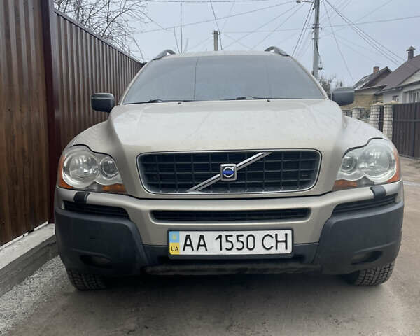 Серый Вольво ХС90, объемом двигателя 2.52 л и пробегом 270 тыс. км за 7700 $, фото 2 на Automoto.ua