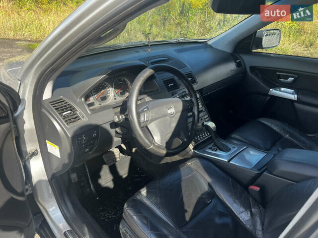 Сірий Вольво ХС90, об'ємом двигуна 2.4 л та пробігом 313 тис. км за 8999 $, фото 9 на Automoto.ua