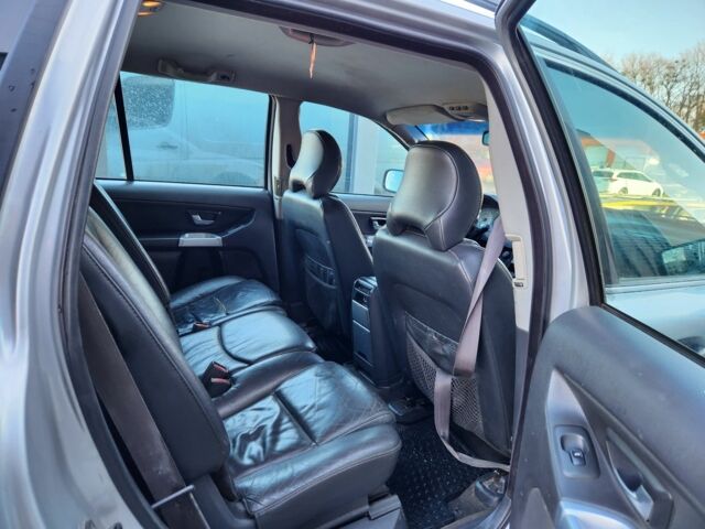 Серый Вольво ХС90, объемом двигателя 0 л и пробегом 356 тыс. км за 3250 $, фото 16 на Automoto.ua