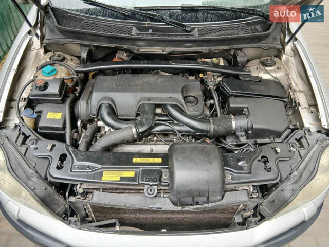 Вольво ХС90 2005 в Киеве на Automoto.ua Серый Вольво ХС90, объемом двигателя 2.92 л и пробегом 144 тыс. км за 12000 $, фото 25 на Automoto.ua