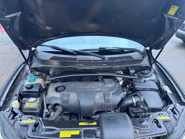 Серый Вольво ХС90, объемом двигателя 2.4 л и пробегом 238 тыс. км за 4900 $, фото 7 на Automoto.ua