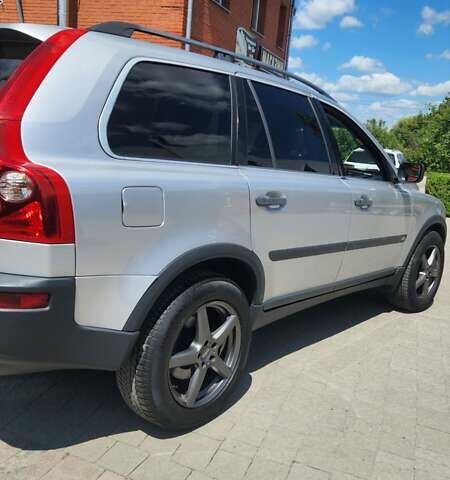 Серый Вольво ХС90, объемом двигателя 2.4 л и пробегом 400 тыс. км за 11000 $, фото 9 на Automoto.ua