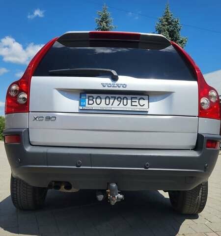 Серый Вольво ХС90, объемом двигателя 2.4 л и пробегом 400 тыс. км за 11000 $, фото 16 на Automoto.ua