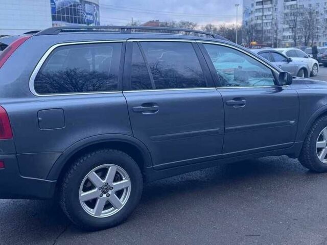 Серый Вольво ХС90, объемом двигателя 2.4 л и пробегом 238 тыс. км за 4900 $, фото 3 на Automoto.ua