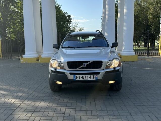 Сірий Вольво ХС90, об'ємом двигуна 2.4 л та пробігом 350 тис. км за 5500 $, фото 1 на Automoto.ua