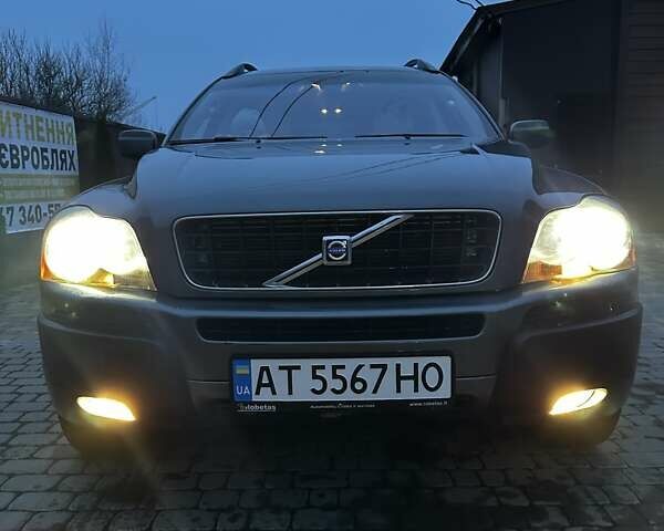 Серый Вольво ХС90, объемом двигателя 2.4 л и пробегом 402 тыс. км за 7500 $, фото 15 на Automoto.ua