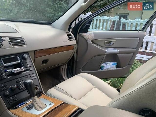 Серый Вольво ХС90, объемом двигателя 2.5 л и пробегом 230 тыс. км за 14200 $, фото 21 на Automoto.ua