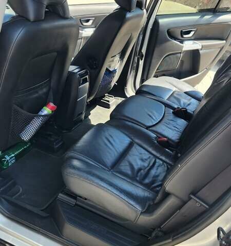 Серый Вольво ХС90, объемом двигателя 2.4 л и пробегом 400 тыс. км за 11000 $, фото 8 на Automoto.ua